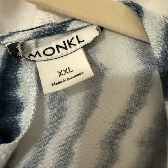 Patterned Jumpsuit - Picture 3 of 11